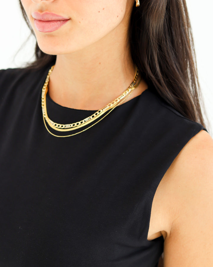 Wide straps basic top